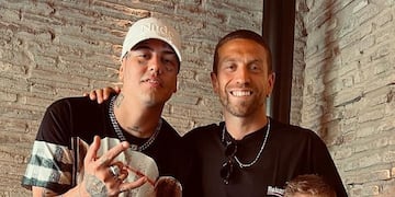 Duki y Papu Gómez