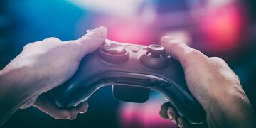 Joystick, el centro de la experiencia jugable de los títulos deportivos. (Foto de Asus)