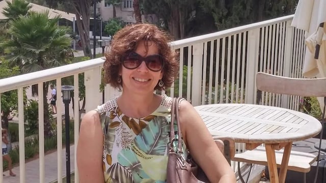 Ronit Rudman, de 55 años, falleció a raíz de los bombardeos. Foto: Facebook