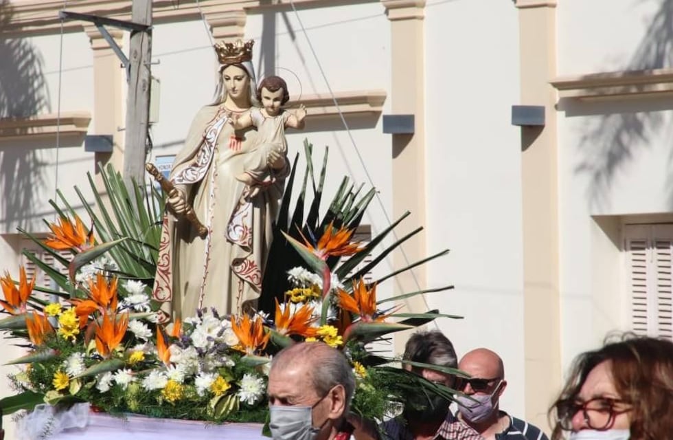 Shock en San Justo: una imagen de la Virgen de la Merced cayó y se destrozó