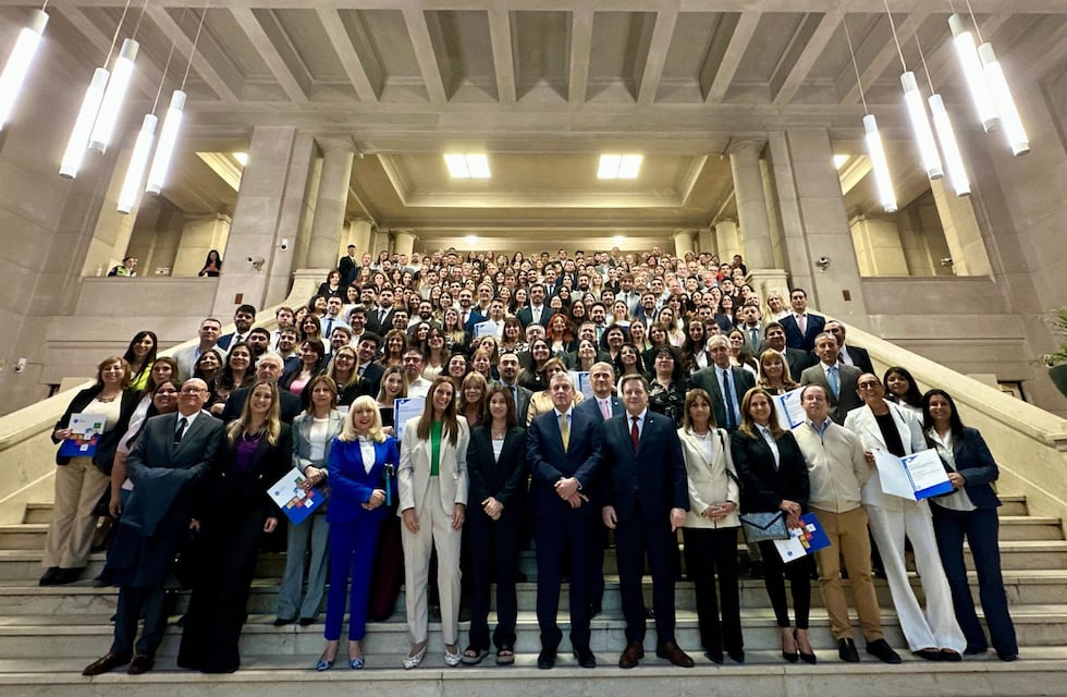 Distinción a la Corte Suprema de Justicia de Tucumán