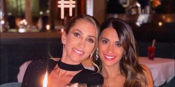 La rosarina y la uruguaya volvieron a verse en España junto al resto de su grupo. (@antonelaroccuzzo)