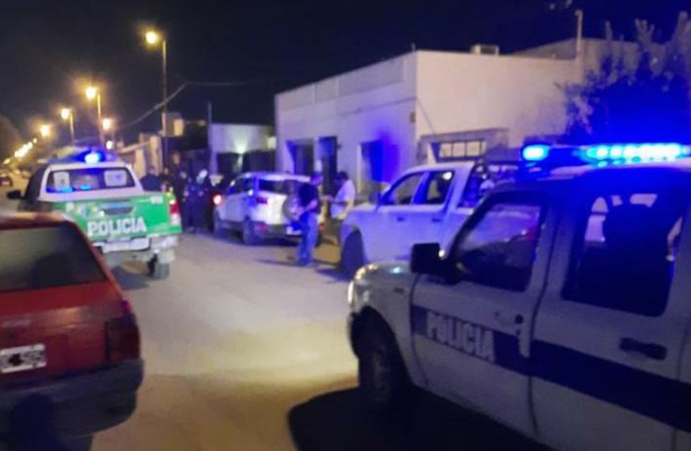 Desbarataron una fiesta clandestina en Corrientes al 900