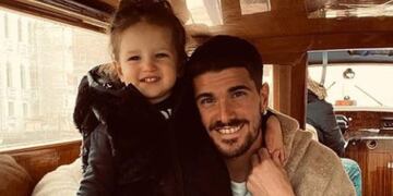 Rodrigo De Paul junto a su hija Francesca.