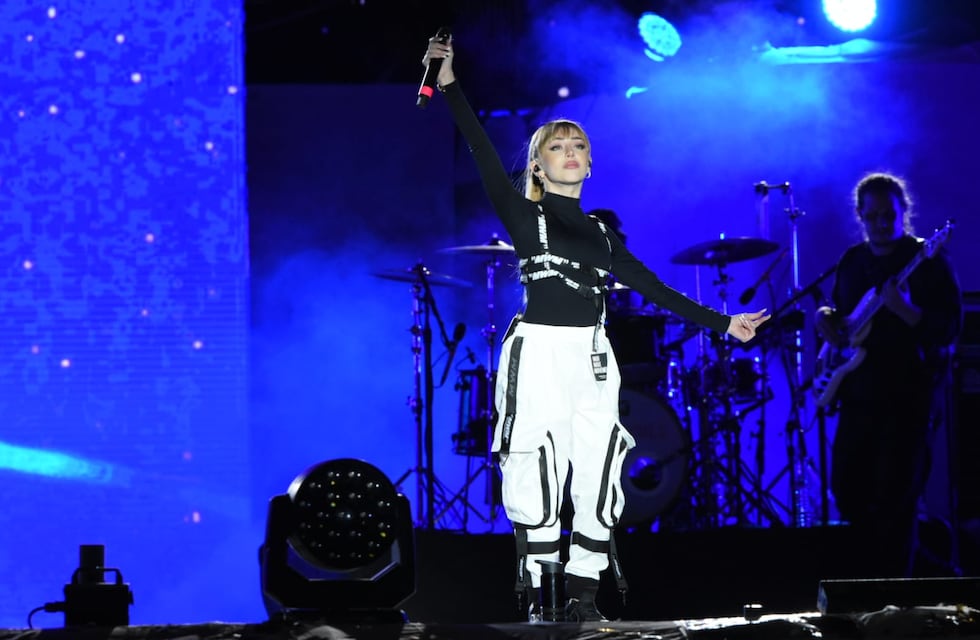 Nicki Nicole emocionó a los mendocinos con una versión acústica de uno de sus temas más conocidos