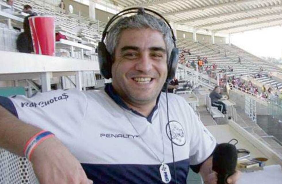 El relator uruguayo de Gimnasia, enojadísimo en la transmisión del Argentina-Uruguay