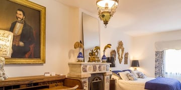 El hotel invita a viajar en el tiempo y a conocer la historia desde el corazón del casco céntrico.