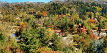 El joven recorrió el único pueblo peatonal de Argentina y su reacción se hizo viral.