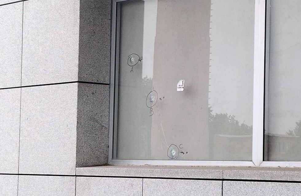 Balean el Distrito Sudoeste de Rosario y dejan amenazas: “Botón, mata inocentes”