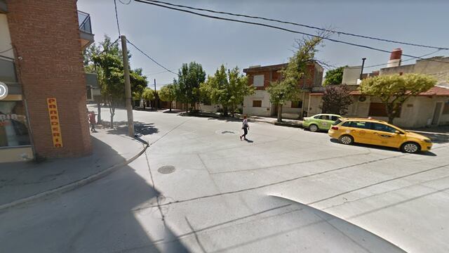 El hecho ocurrió en una para de colectivo ubicada en calle Isabel la Católica y Tucumán.