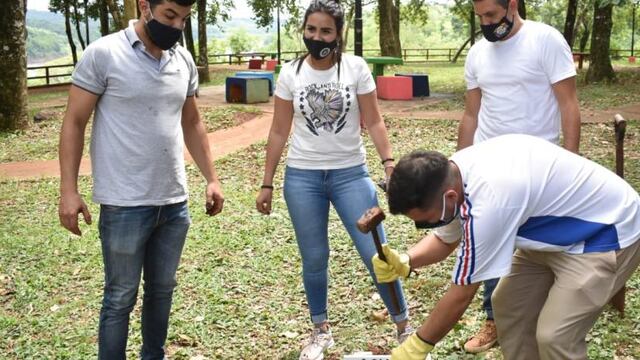 Eldorado: señalizaron y trasplantaron varios árboles nativos en la costanera