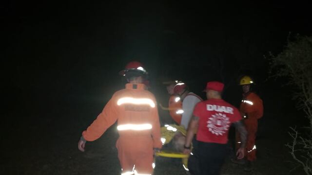 Duar y bomberos encontraron al sujeto que presentaba graves signos de deshidratación.