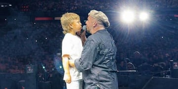 Damián Córdoba se presentó con su hijo Máximo en el Festival de Jesús María.