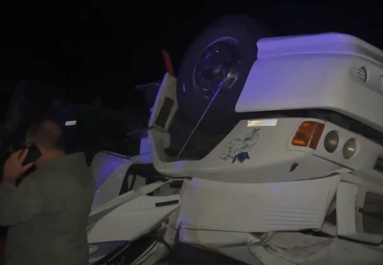 Volcó un camión cargado con harina