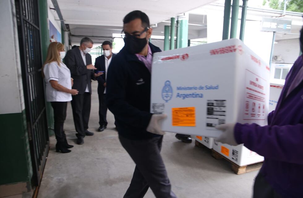 Tucumán recibió un nuevo cargamento de vacunas antigripales