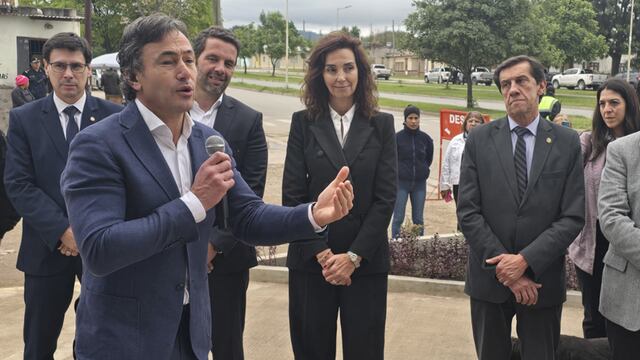 El gerente general de Banco Macro, Juan Parma, llegó a Jujuy para dejar inaugurada la nueva sucursal en el populoso barrio Alto Comedero de la capital provincial.