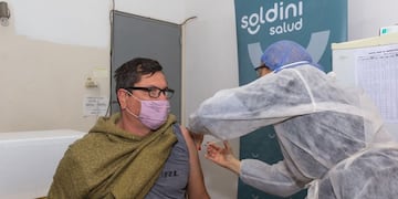 Llegaron dosis de Sinopharm y Sputnik-V a Soldini (Facebook Comuna de Soldini)