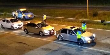 Los controles de Seguridad Vial se ubican en calles y rutas de la provincia de Jujuy para verificar el cumplimiento de las leyes en vigencia.