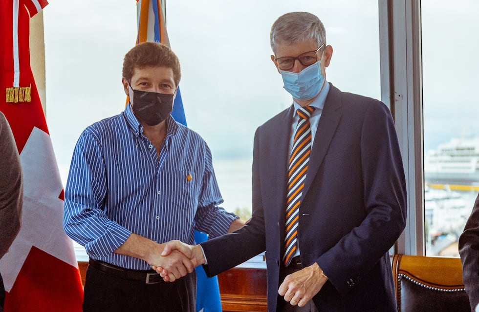 Gustavo Melella recibió al embajador de la Conferencia Suiza