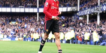 Los hinchas del Liverpool bancaron a Cristiano Ronaldo tras la muerte de uno de sus hijos. (AP)