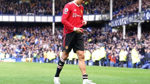 Los hinchas del Liverpool bancaron a Cristiano Ronaldo tras la muerte de uno de sus hijos. (AP)