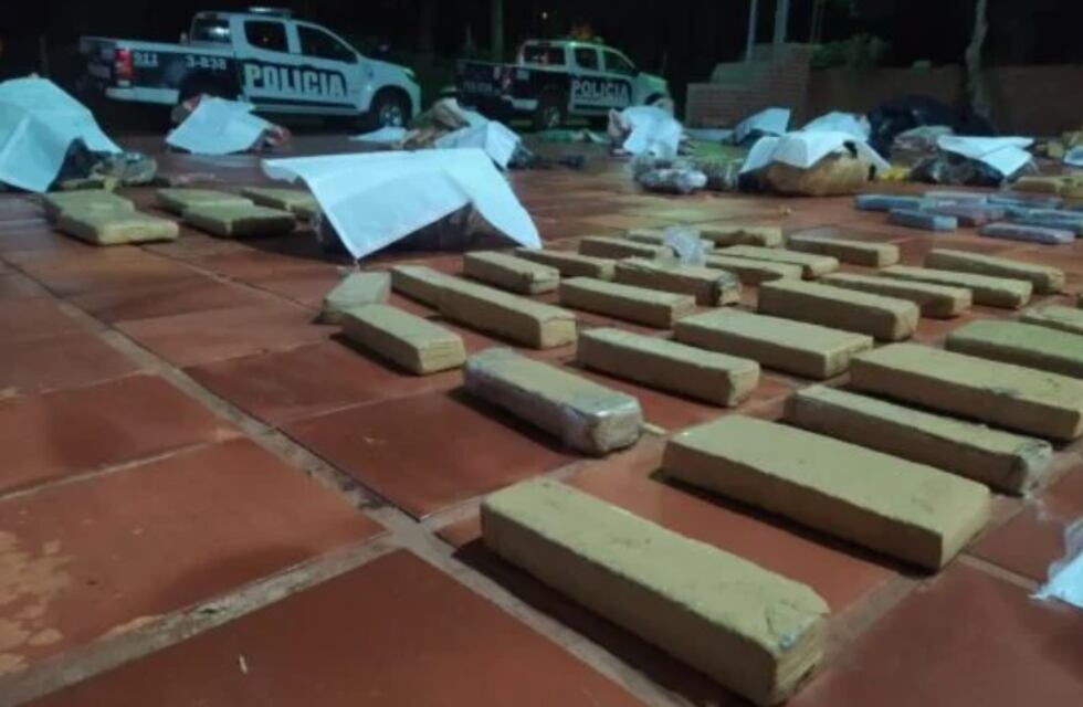 Secuestran importante cargamento de marihuana en Pozo Azul