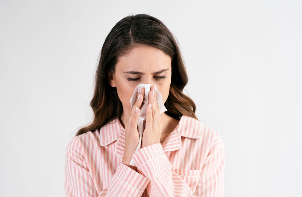 Pensó que tenía sinusitis, pero resultó ser leucemia: el caso que alerta sobre este cáncer