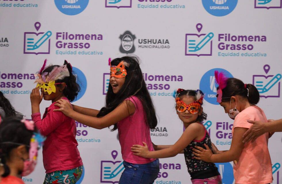Ushuaia celebra los carnavales en el espacio “Filomena Grasso Recupera”