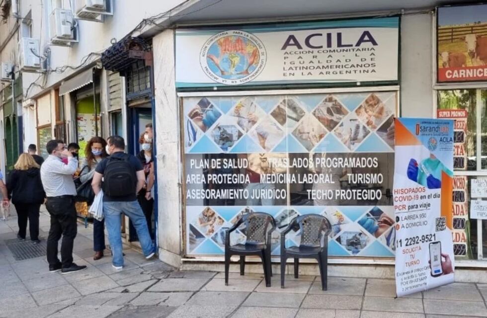 Detuvieron a tres mujeres que vendían tests de COVID truchos en un consultorio clandestino de Recoleta