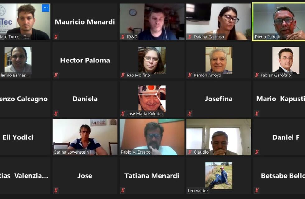 Más de 70 empresarios y comerciantes se capacitan en nuevas tecnologías aplicadas