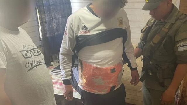 Fachinal: descubren a cuatro personas con gran cantidad de éxtasis.