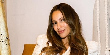 Pampita deslumbró en las redes.