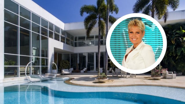 Una selva en el living, playa y catorce baños: cómo es la lujosa mansión de Xuxa en Río de Janeiro.