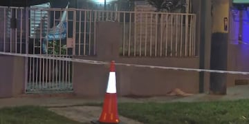 Un delincuente armado abrió fuego en la esquina de Magallanes y Arévalo.