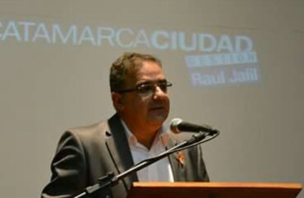 El gobernador de Catamarca garantizó el boleto estudiantil gratuito para 2024