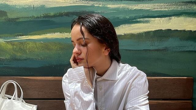 Rosalía mostró los objetos que lleva una “Motomami” y se volvió viral: ¿Un bolso o una ensaladera?