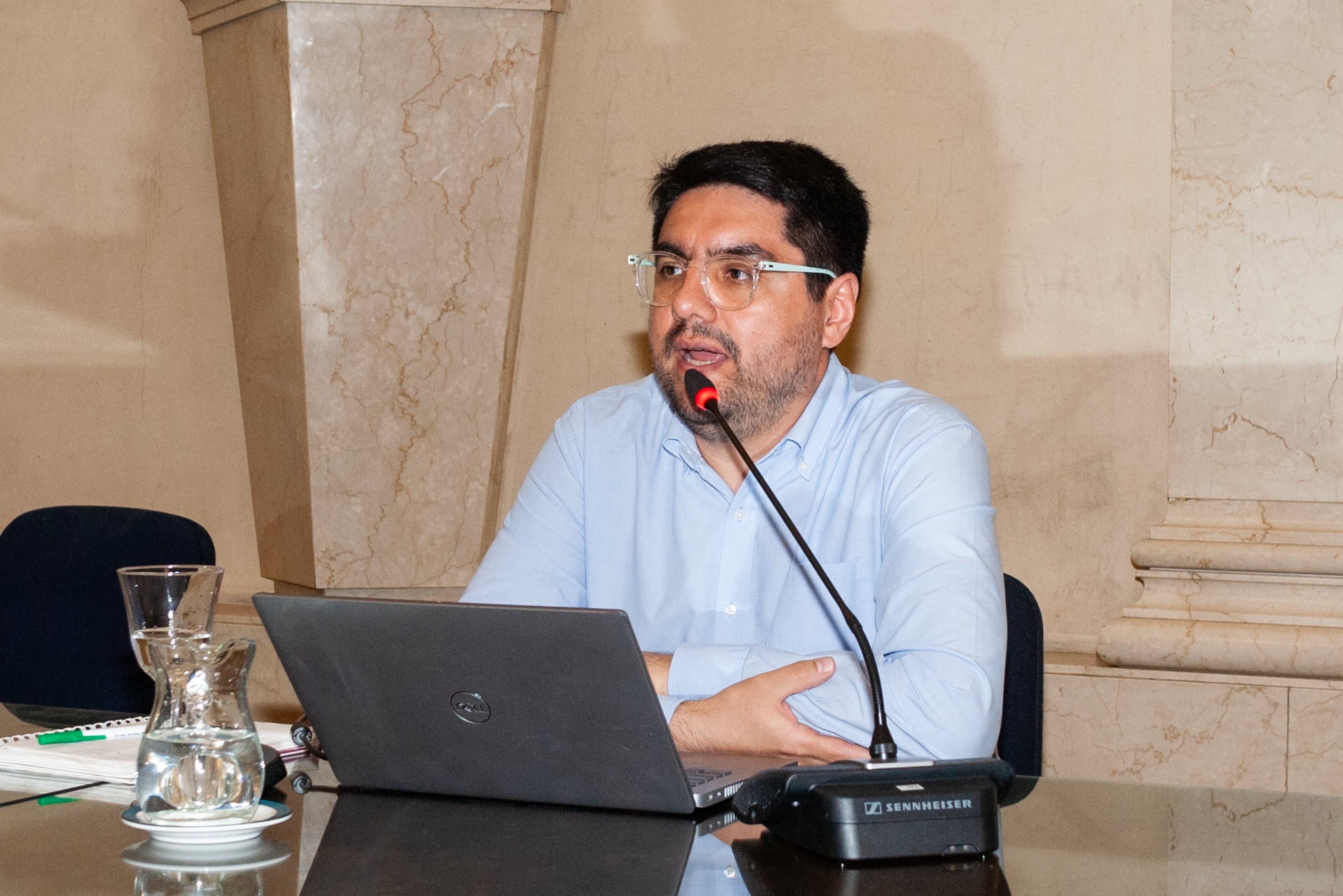 Cinco años de Vía Paraná: capacitación sobre comunicación inteligente e inteligencia artificial en la UNL