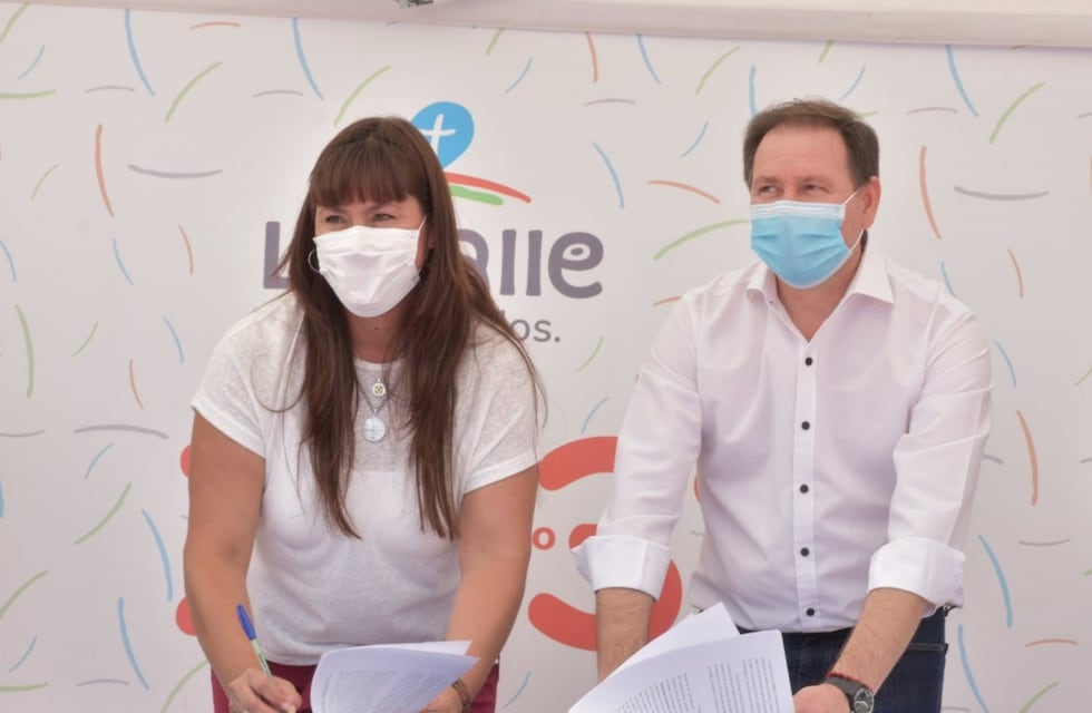 Lavalle firmó convenios con Nación para el desarrollo urbano