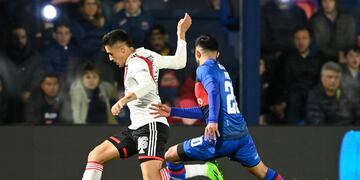 Pablo Solari, el autor de un "golazo" en el partido de River Plate vs Tigre.