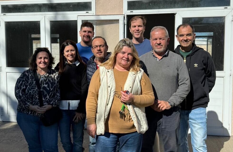 Candidatos del Movimiento Vecinal se reunieron con diversas instituciones de Orense