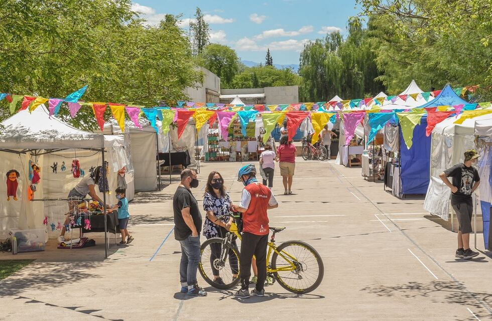 Mujeres emprendedoras mendocinas tendrán su lugar para comercializar sus productos este viernes