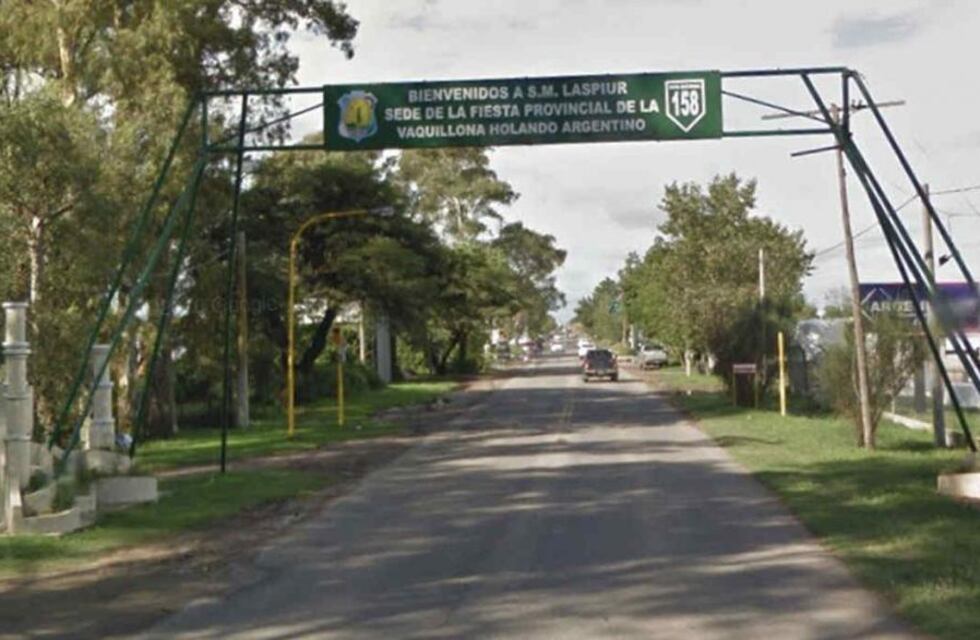 Laspiur: un hombre detenido luego de tomar a patadas la puerta de la comisaría