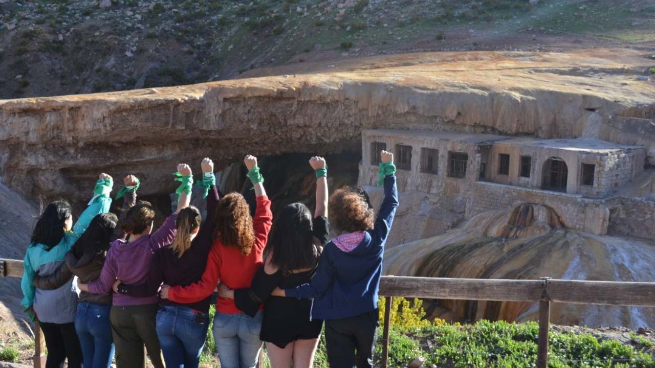Territorias de montaña en Puente de Inca.