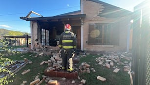 Explotó una casa en Villa Carlos Paz: un hombre fue herido con quemaduras. (Policía de Córdoba)