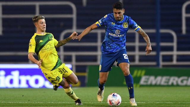 Emmanuel Ojeda protagonizó colaboró en la mejor jugada de ataque auriazul en el primer tiempo.