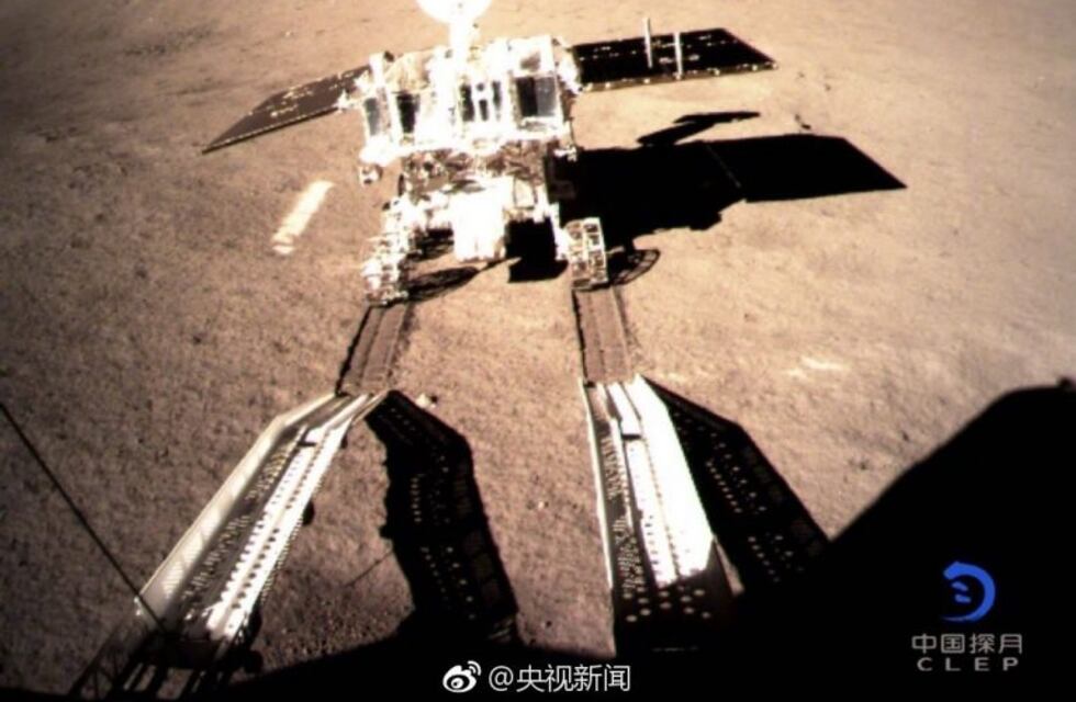 La "batalla" espacial para instalarse en la Luna