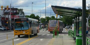 Su00f3lo Bus de avenida Sabattini