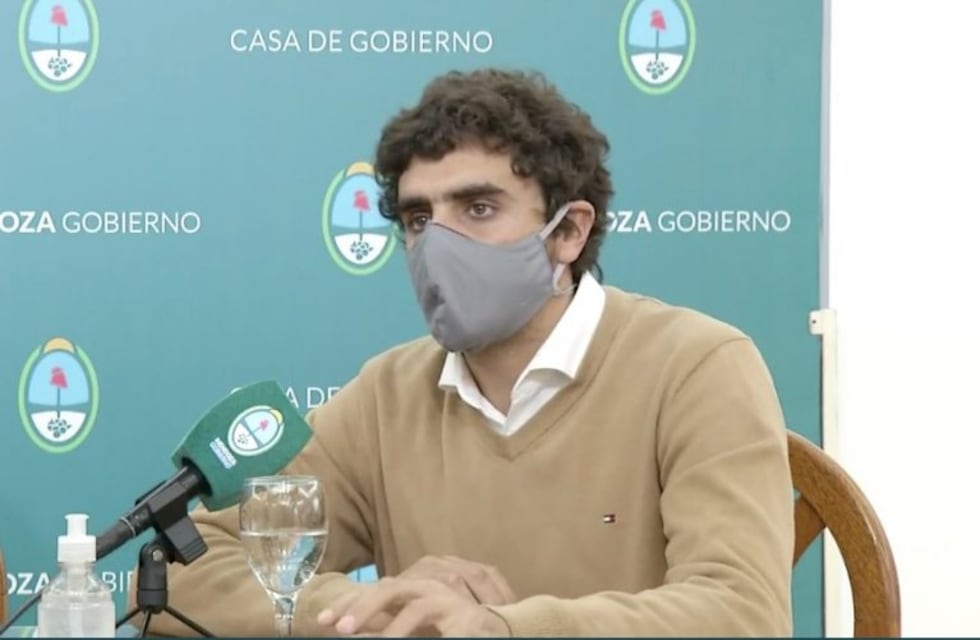 Natalio Mema aseguró que en enero subirá la tarifa del transporte