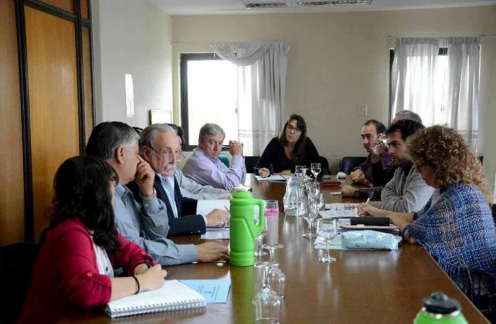 Agenda de Diputados: cesión de terrenos y continuidad laboral de trabajadores del INTA