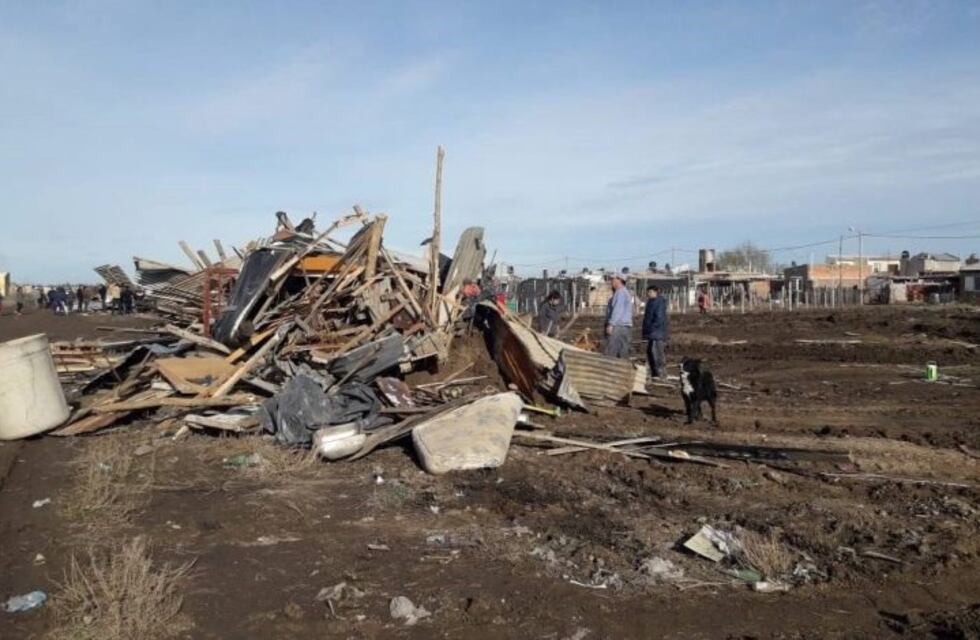 Francioni dio marcha atrás al uso de máquinas municipales para el desalojo del loteo Silva